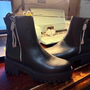 Rue21 Black Chunky Platform Ankle Boots with Tassel Zipper